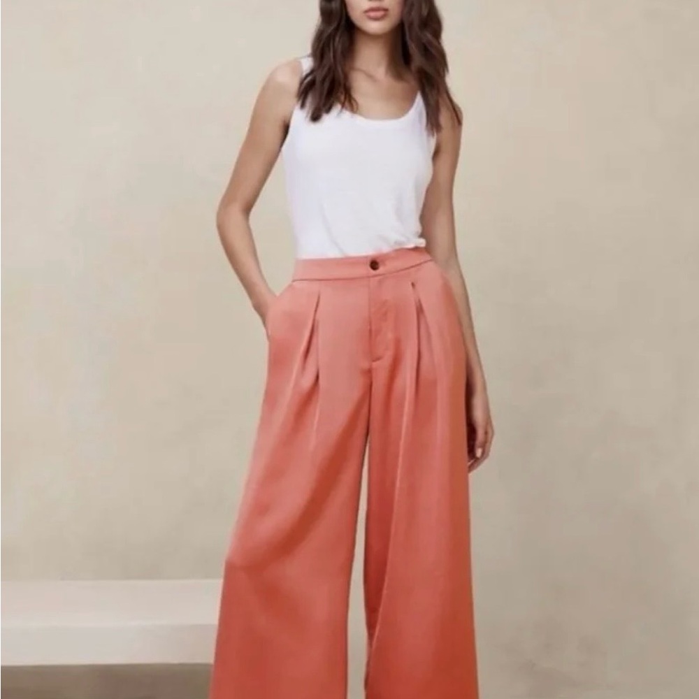 Banana republic factory  Coral Wide-Leg Pant